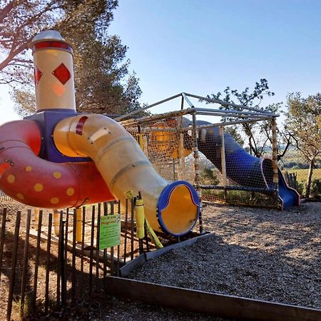 Camping Le Bois De Pins Salses-le-Chateau Ngoại thất bức ảnh