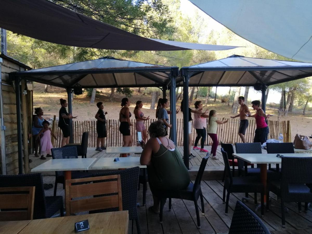 Camping Le Bois De Pins Salses-le-Chateau Ngoại thất bức ảnh